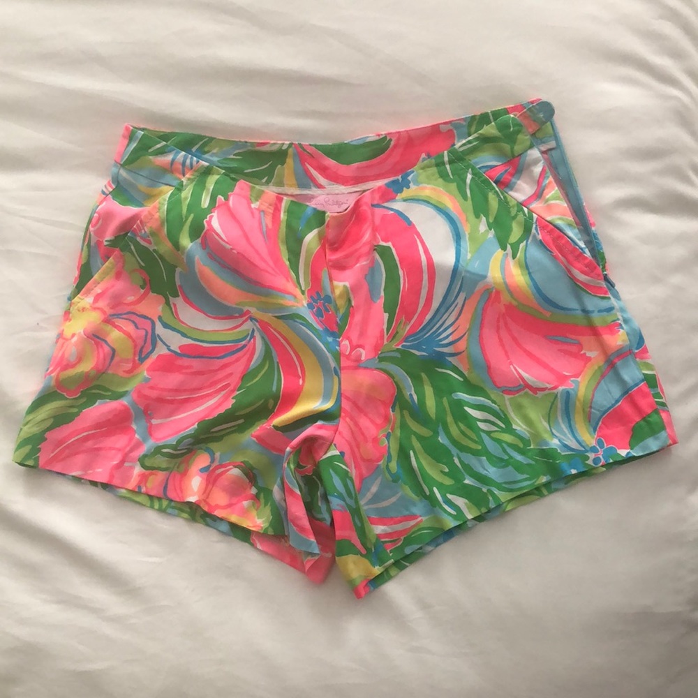 Lilly Pulitzer shorts size 00
